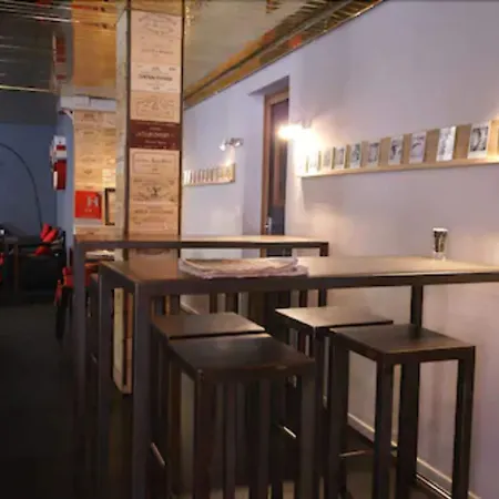 ドゥ ラ プラセット バルセロネート ホテル 2*