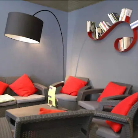 ホテル ドゥ ラ プラセット バルセロネート 2*