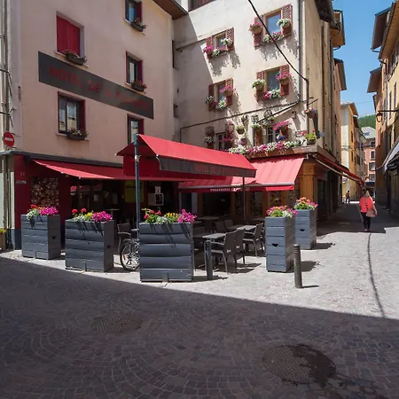 ドゥ ラ プラセット バルセロネート 2*