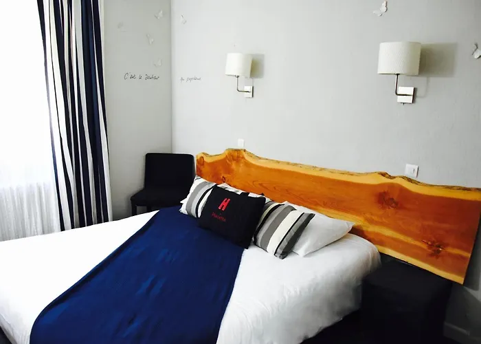 De La Placette Hotel