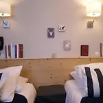 De La Placette Hotel 2*