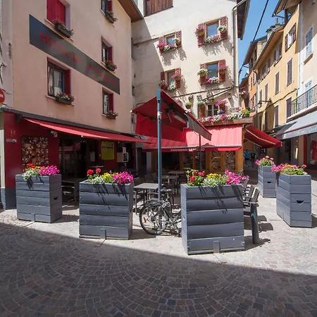 De La Placette Hotel 2*