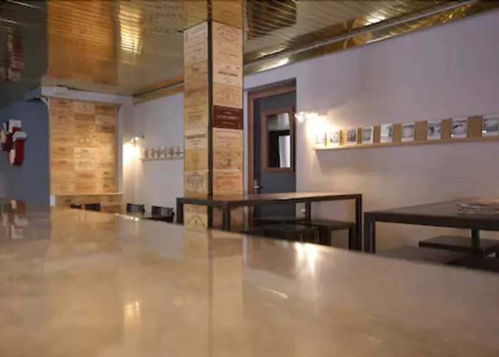 Hotel De La Placette