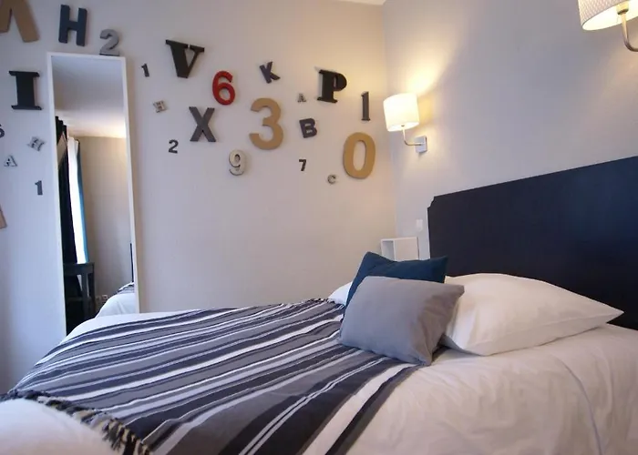 De La Placette Hotel 2*